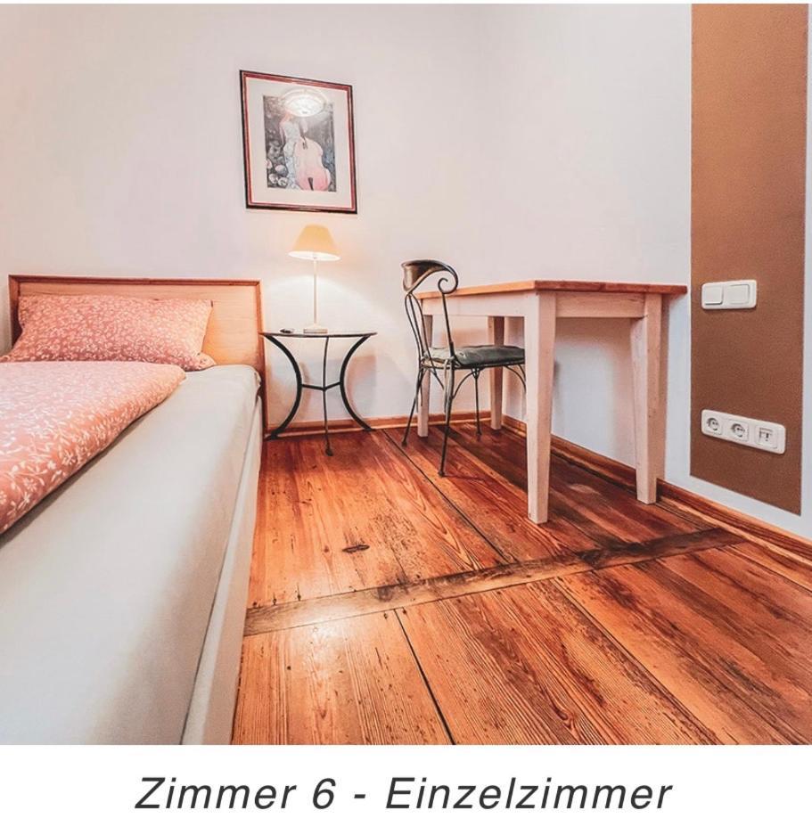 Gerolzhofen Hotel Weinstube Am Markt מראה חיצוני תמונה