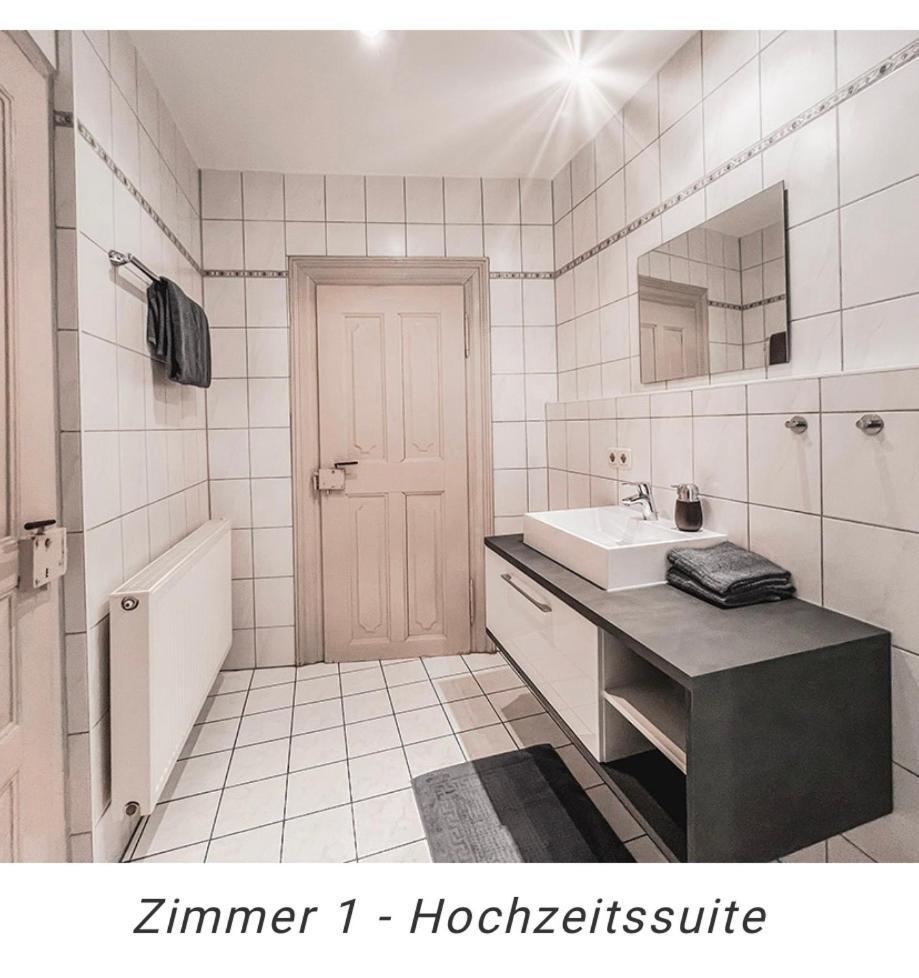Gerolzhofen Hotel Weinstube Am Markt מראה חיצוני תמונה