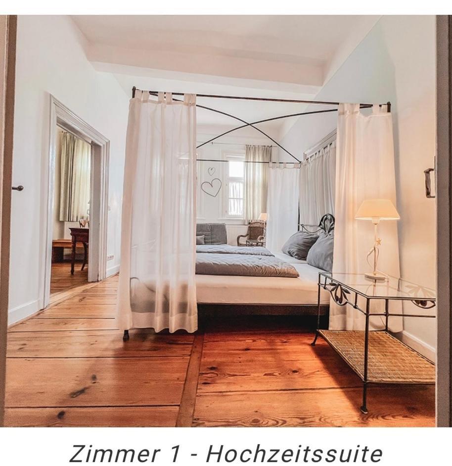 Gerolzhofen Hotel Weinstube Am Markt מראה חיצוני תמונה
